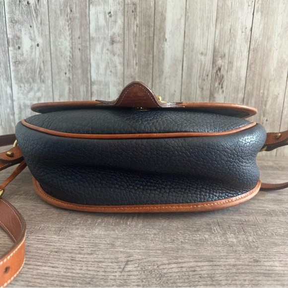 Dooney & Bourke Vintage Navy and Brown Leather Crossbody Satchel Bag - Picture 2 of 9